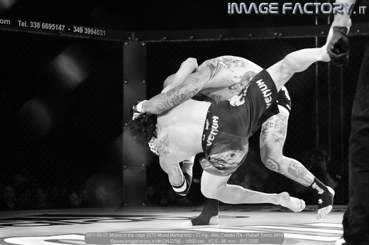 2011-05-07 Milano in the cage 3273 Mixed Martial Arts - 77 Kg - Alex Celotto ITA - Rafael Torres BRA